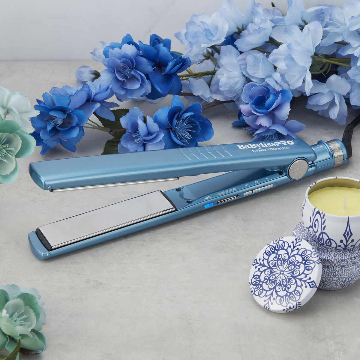 BaBylissPRO&reg; Nano Titanium&trade; 1&frac14;" Dual Ionic Flat Iron, , hi-res 2
